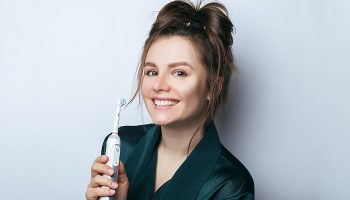Advantages of Switching to an Electric Toothbrush